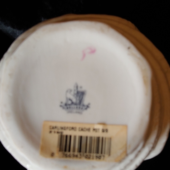 Belleek Masterpiece Coll. Collingford Cashe Pot - Picture 3 of 3